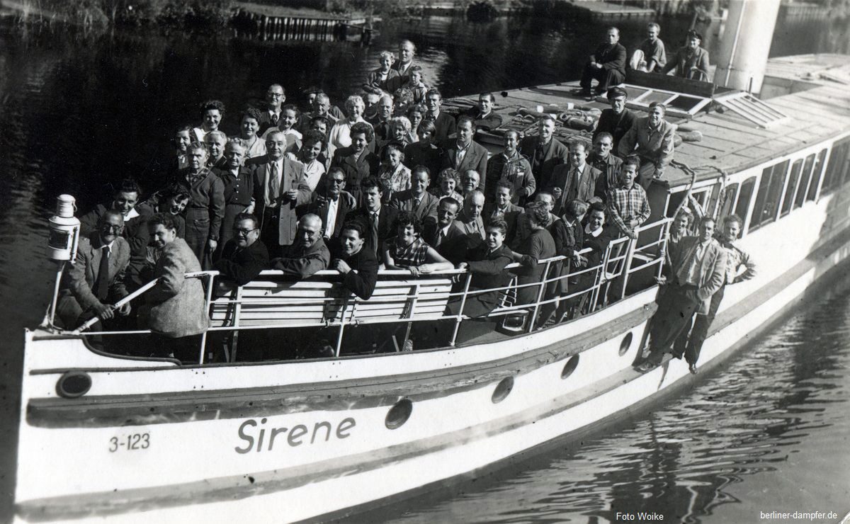 1957 ca Sirene 3-123 klein