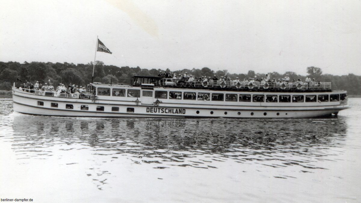 1964 ca Deutschland Motorschiff klein