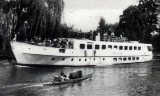 1960 Dampferfahrt auf MS Treptow-a